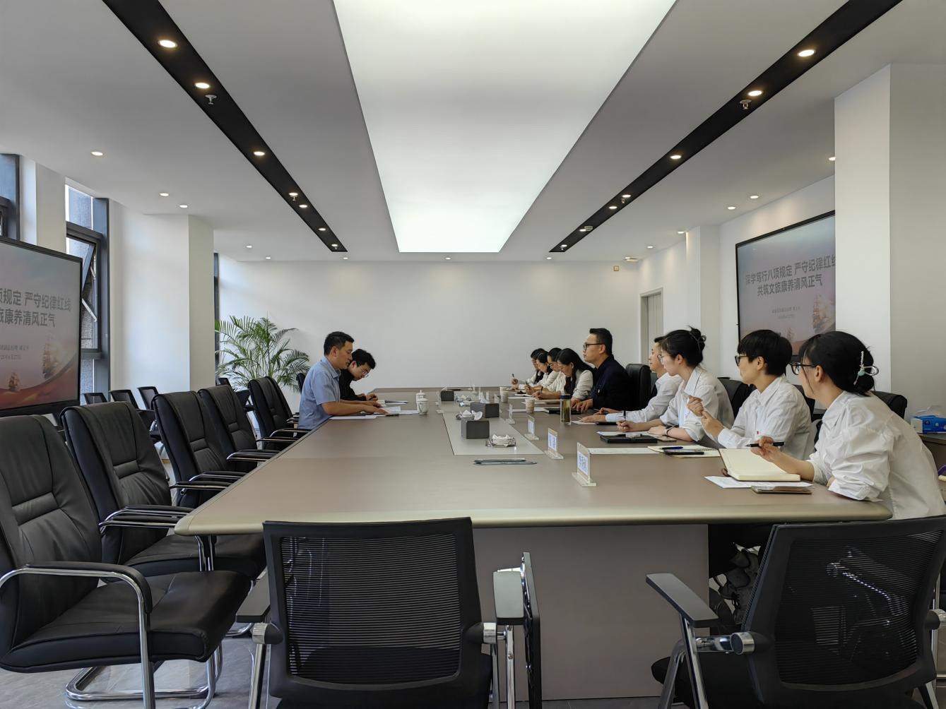 ��ҳ| �Ƿ�����2121�����ٷ���վ